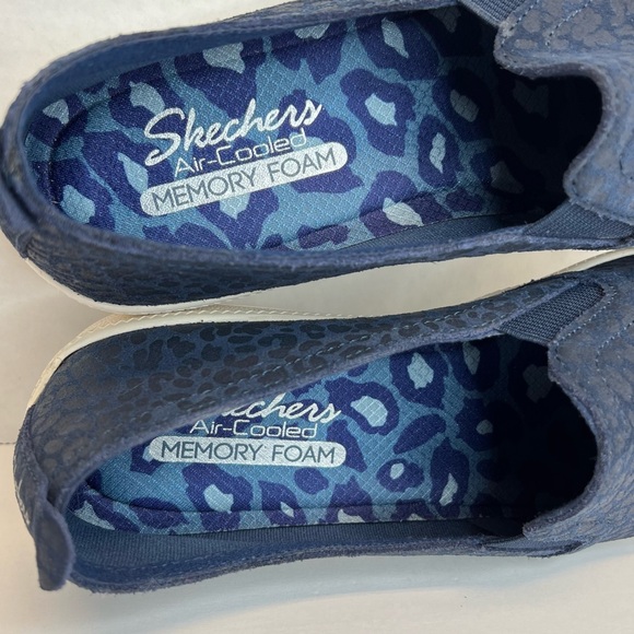 Skechers Madison Ave Womens Slip On Sneakers W/Memory Foam Navy Sz 9 NWOB - Picture 14 of 16